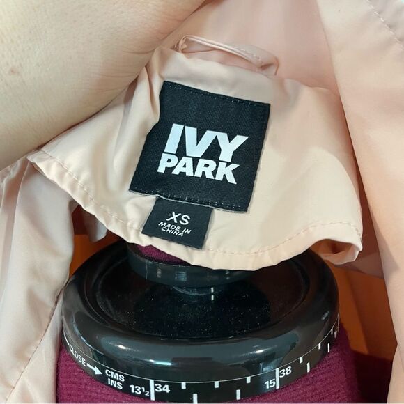 Ivy Park OTH Hooded Zip Off Jacket Xs-S - Picture 9 of 13